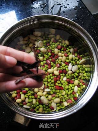 Eight Steps to Create The Fairy Water in The Mouth of Traditional Chinese Medicine-four Beans Water recipe