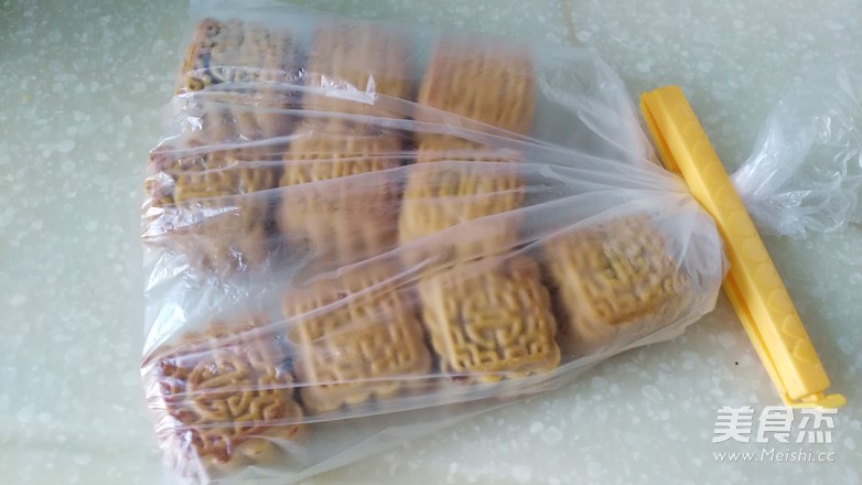 Bean Paste and Egg Yolk Mooncakes recipe