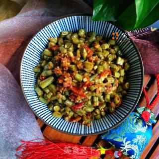 Stir-fried Sour Cowpea with Chopped Pepper recipe