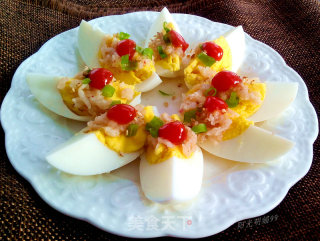 Garlic Boiled Eggs recipe