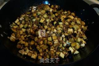 Hand-rolled Noodles with Minced Meat and Eggplant recipe