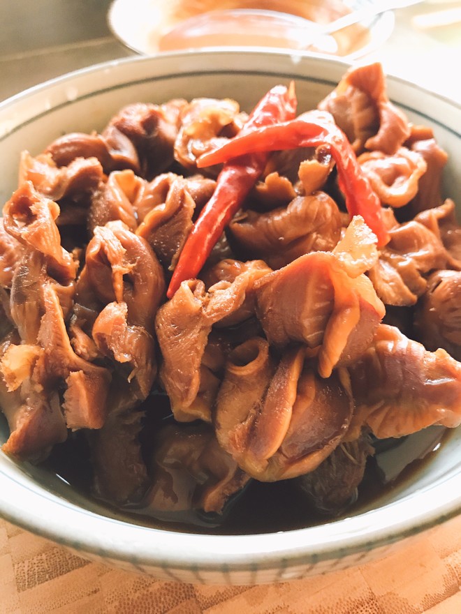 Sauce Chicken Zhen (cold Recipe Included) recipe