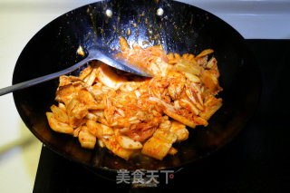 Stir-fried Pork Belly with Spicy Cabbage recipe