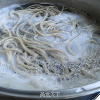 Bean Sprouts Fungus Soba Noodles recipe