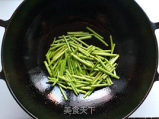 Stir-fried Wormwood with Wormwood recipe