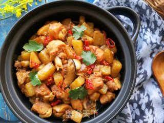 Stewed Chicken with Mushrooms and Potatoes recipe