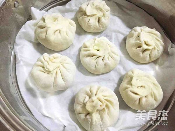 Radish and Corn Stuffed Buns recipe