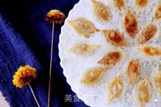 Fried Dumplings with Ice Flower recipe