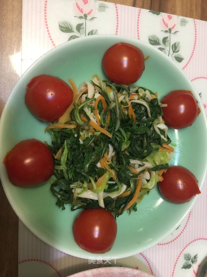 Granola Salad (dandelion) recipe