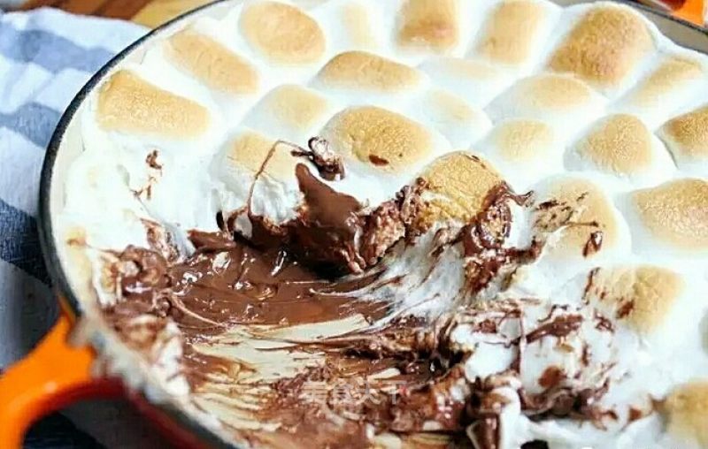 Marshmallow Chocolate Pie recipe