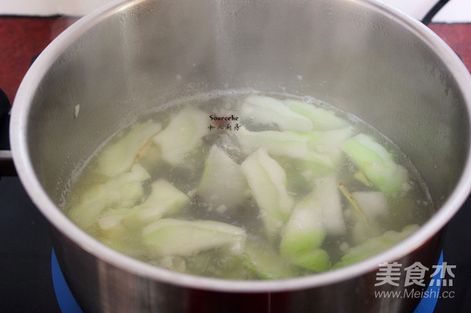 Preserved Egg Baby Head Mustard Soup recipe