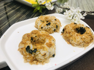 Seaweed Pork Floss Rice Ball recipe