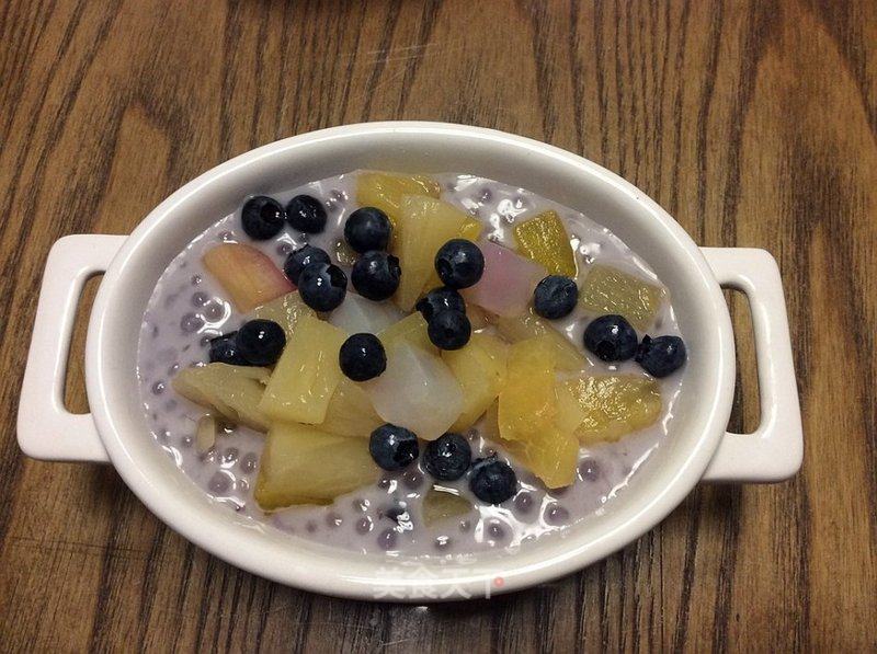 Blueberry Coconut Milk Sago By: Special Writer of Blueberry Food recipe