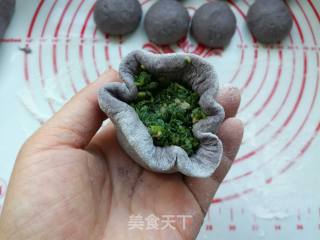 Black Rice Noodles and Wild Vegetable Buns recipe
