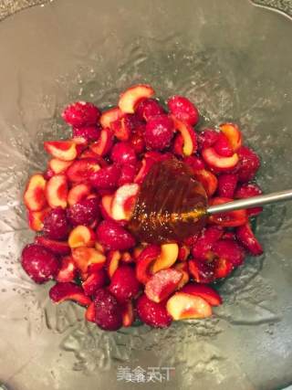 Homemade Syrup Cherries recipe