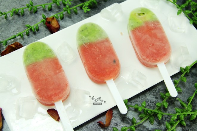 Relieve Heat and Thirst in Summer-homemade Kiwi Watermelon Popsicles recipe