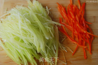 Enhance Appetite and Promote Digestion. Crystal Clear Cold Food-cold Salad Shredded Lettuce recipe