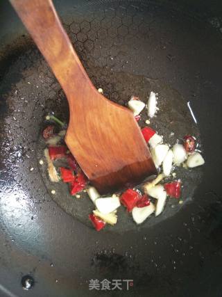 Stir-fried Shrimp Skins with Rape Moss recipe