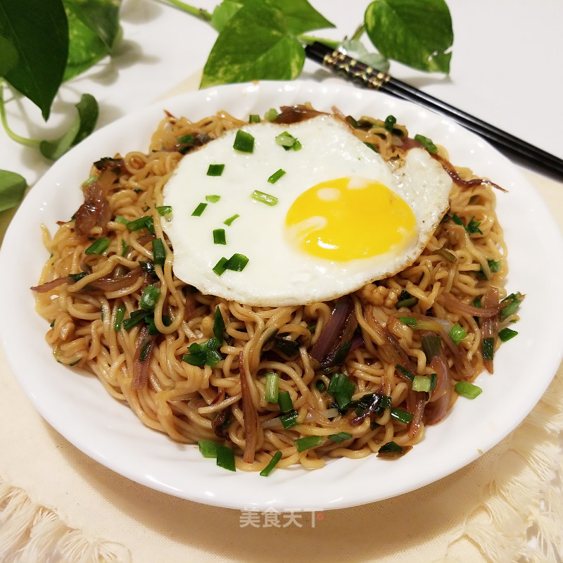 Noodles with Lard and Shallots recipe