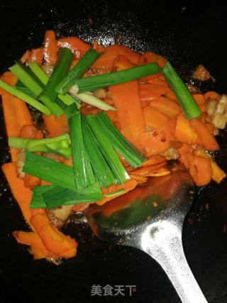 #团圆饭# Twice-cooked Pork and Carrot Slices recipe