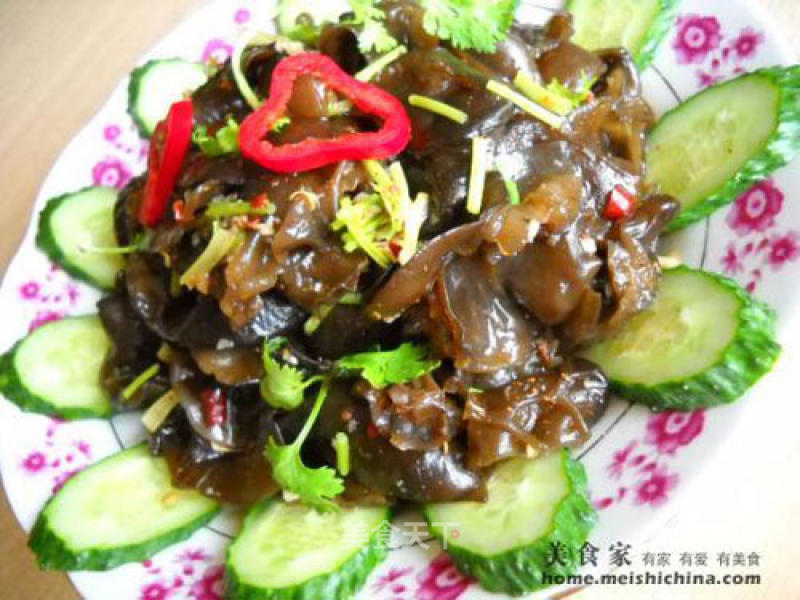 Spicy Fragrant Black Fungus recipe