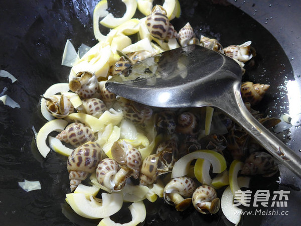 Leishan Fried Snails recipe