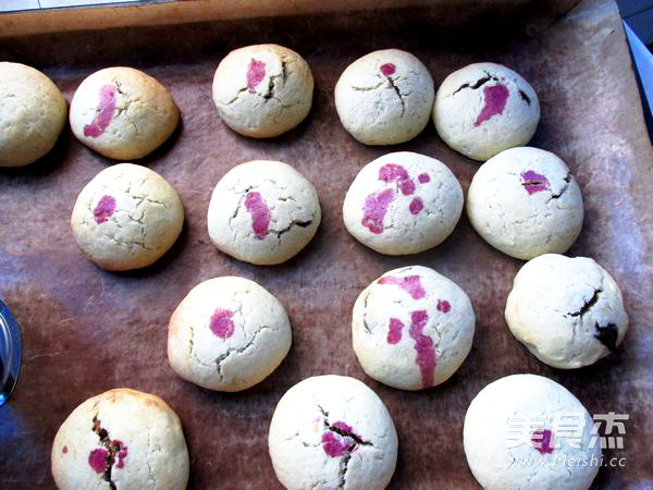 Rose Stuffed Cookie Shortbread recipe