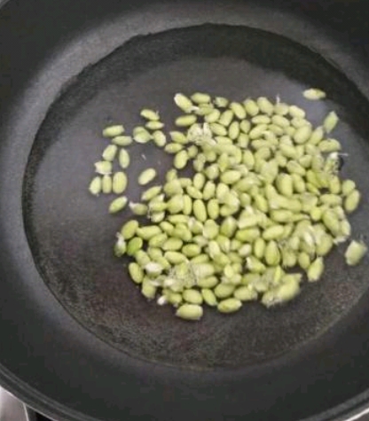 Fried Pork with Edamame recipe