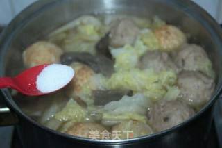 #御寒美食#cabbage Porcini Soup with Meatballs recipe