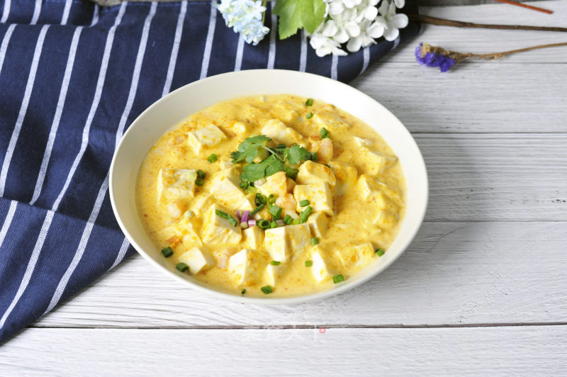 Spicy Tofu with Salted Egg Yolk and Shrimp