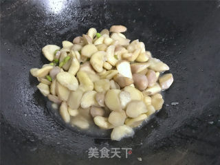 Fried Water Chestnut with Edamame recipe