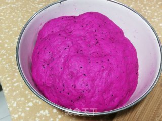 Dragon Fruit and Chestnut Bun recipe