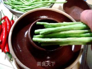 Family Side Dishes, A Jar of Seasonings to Make "tamarind and Pickled Peppers" recipe