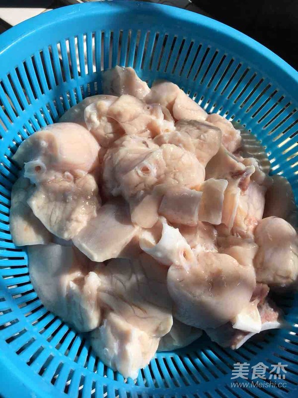 Nanbei Apricot Pig Lung Soup recipe