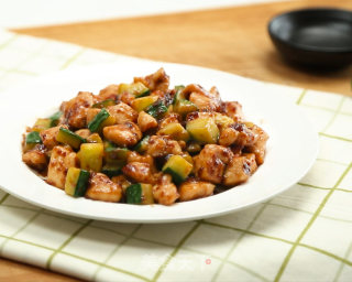 Stir-fried Chicken with Sauce recipe