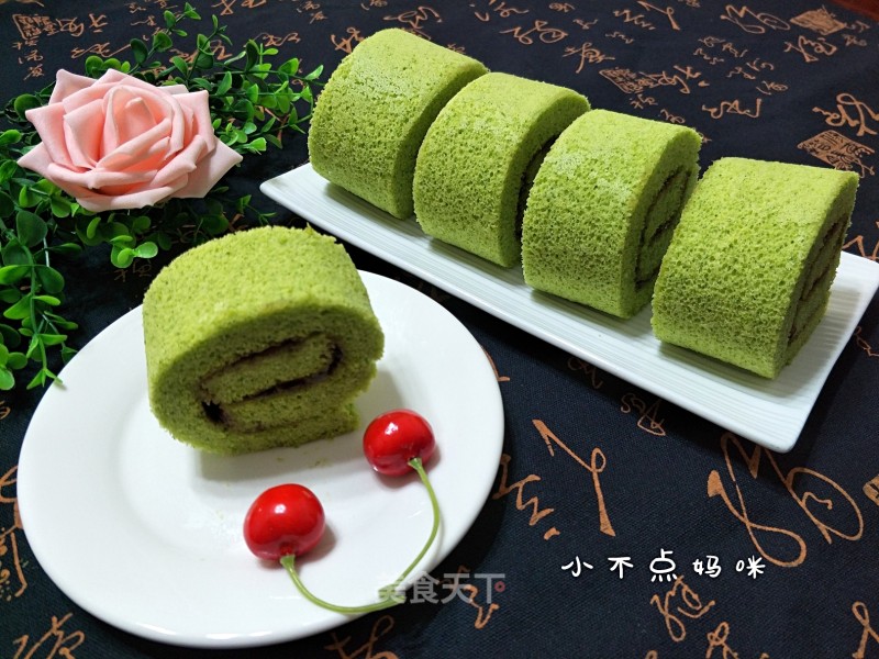 Spinach Cake Roll