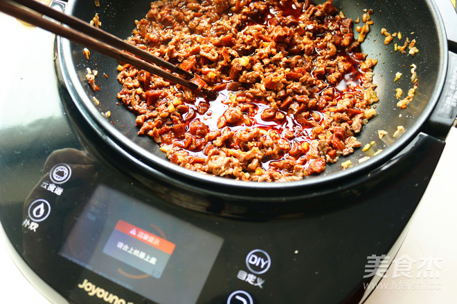 Beef and Mushroom Sauce Noodles recipe