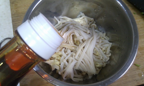 Shredded Enoki Mushroom recipe