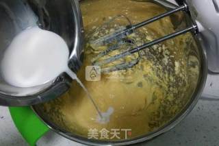 Cantonese-style Coconut Milk Fragrant Mooncakes recipe