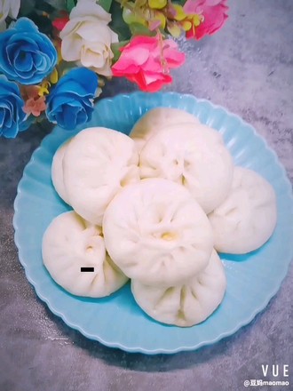 Pork and Green Onion Buns recipe