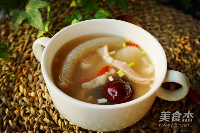 Pork Belly and Bamboo Fungus Soup recipe