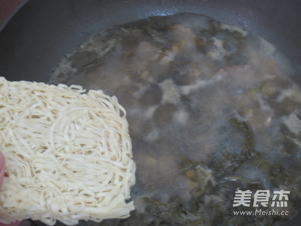 Pour Tuk Vegetable Pork Sliced Noodles recipe