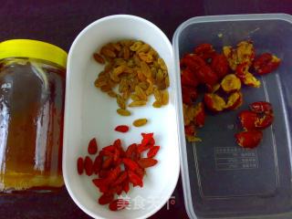 Red Berry Grape Honey Tea recipe