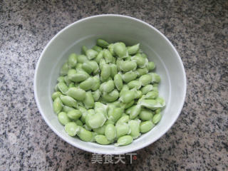 Fried Edamame with Salted Duck Egg recipe