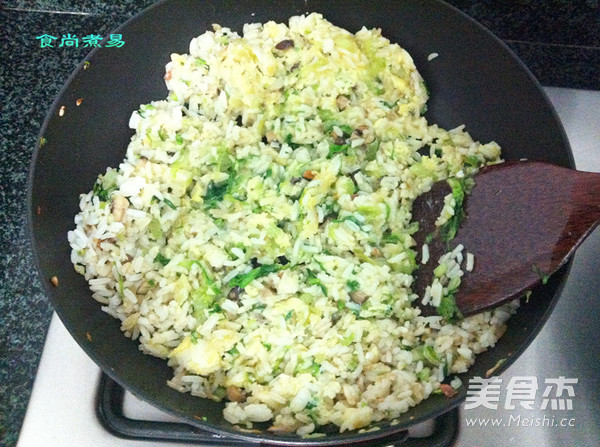Fried Rice with Lettuce and Mushroom recipe