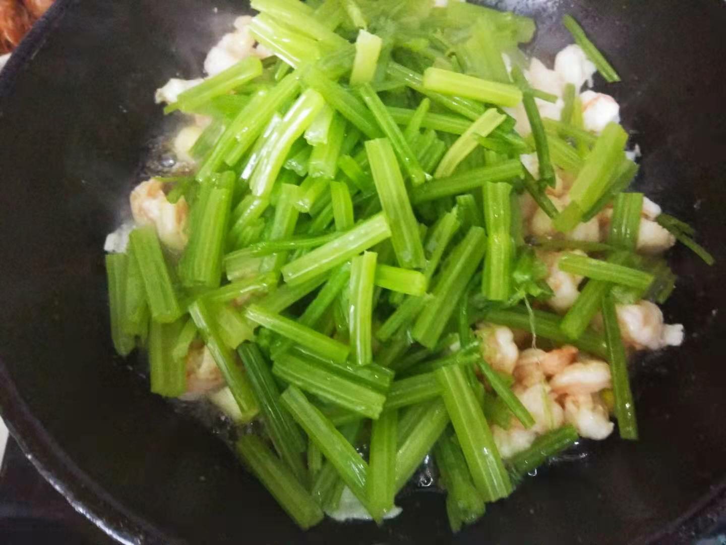 Stir-fried Celery with Shrimp recipe