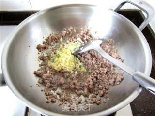 Marinated Noodles with Tomato Minced Pork recipe