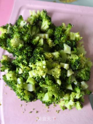 Stir-fried Multigrain Rice with Broccoli recipe