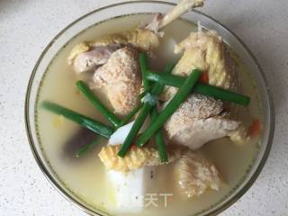 Stewed Chicken Soup with Hericium and Chinese Yam recipe