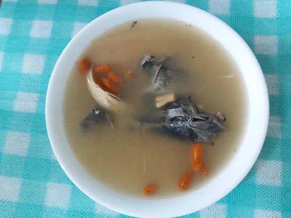 Dangshen Heiqi Black Chicken Soup recipe